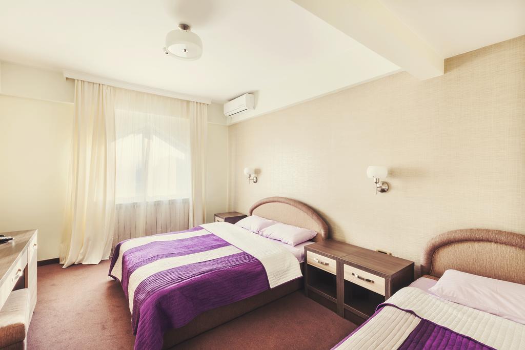Hotel Kole Чачак Номер фото